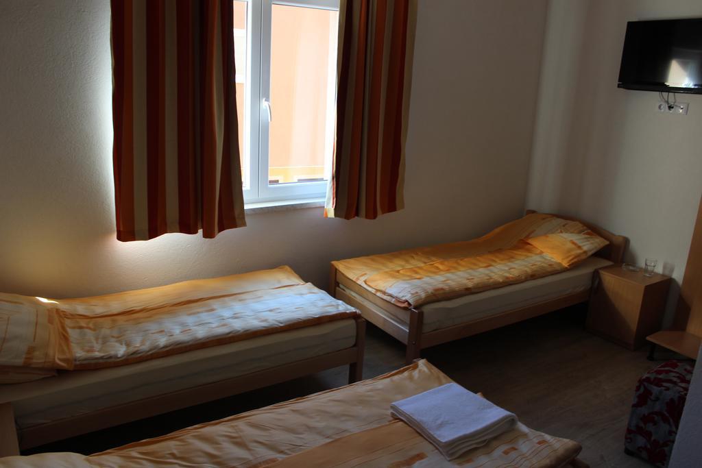 Rooms Zebax SJJ Exteriör bild