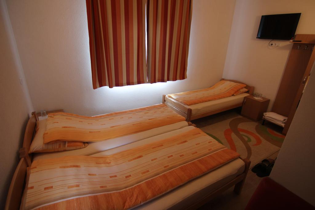Rooms Zebax SJJ Exteriör bild