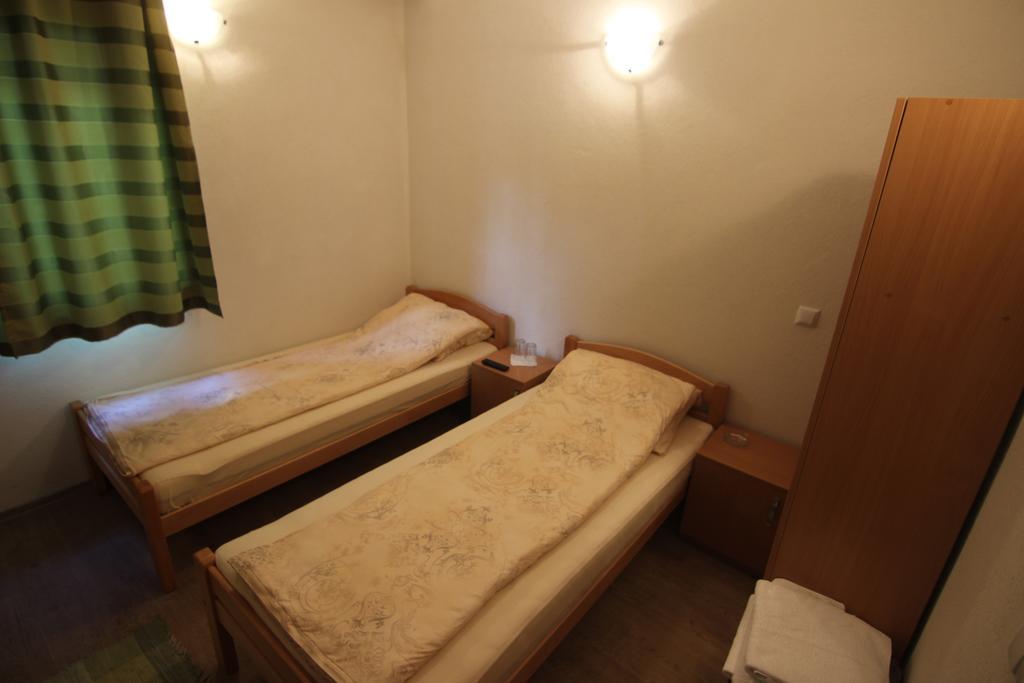 Rooms Zebax SJJ Exteriör bild