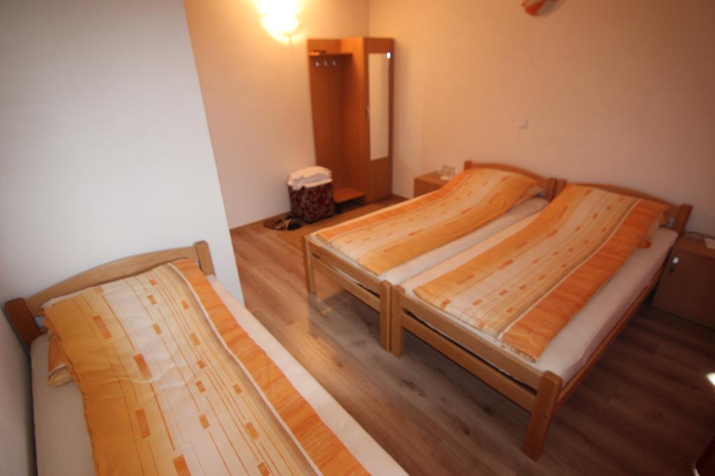 Rooms Zebax SJJ Exteriör bild